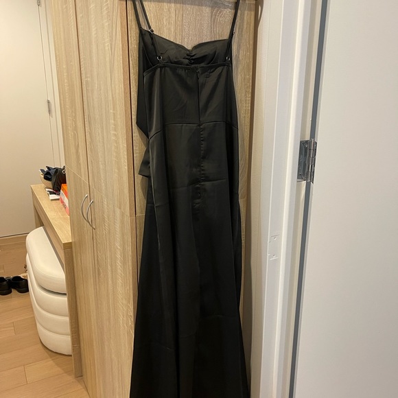 Nastygal dress with tie fronts - Picture 5 of 5